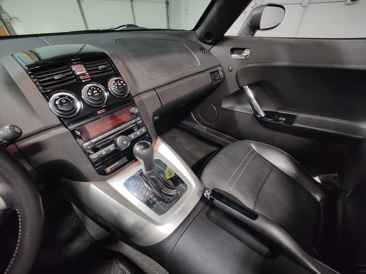 Used 2008 Saturn Sky Red Line RWD image 33