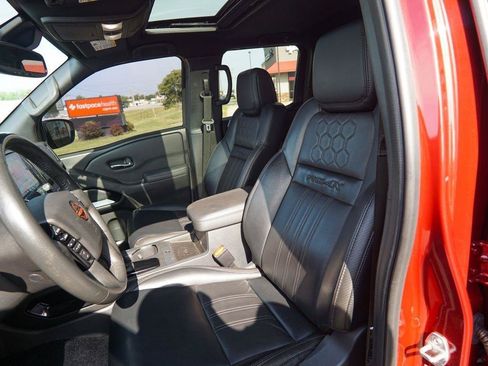 Used 2022 Nissan Frontier PRO-4X w/ Pro-4X Premium Package AWD/4WD image 21