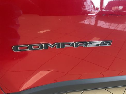 Used 2018 Jeep Compass Latitude w/ Popular Equipment Group image 25