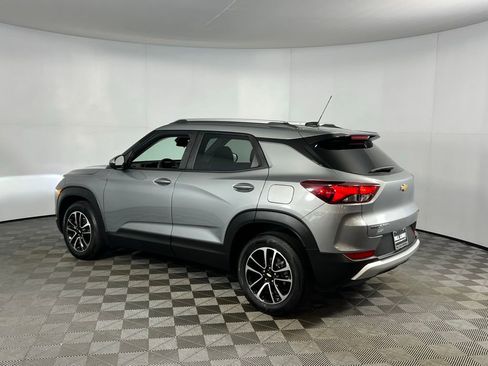 Used 2025 Chevrolet TrailBlazer LT image 10