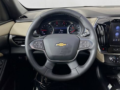 Used 2023 Chevrolet Traverse LT AWD/4WD image 11
