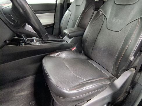 Certified 2022 Jeep Compass Limited image 17