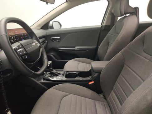 Used 2025 Kia K4 EX FWD image 17