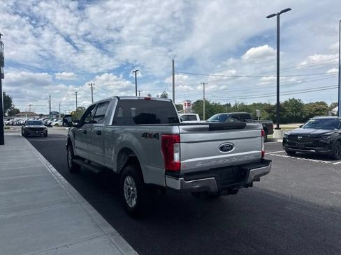 Used 2018 Ford F250 XLT w/ Snow Plow Prep Package AWD/4WD image 5