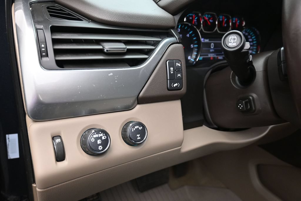 Used 2019 Chevrolet Tahoe LT AWD/4WD image 16