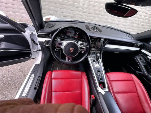 Used 2013 Porsche 911 Carrera S RWD image 4