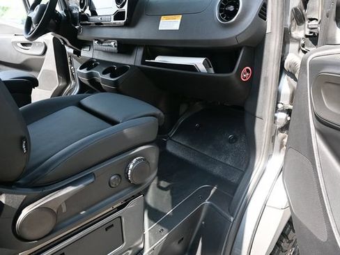 New 2025 Mercedes-Benz Sprinter 2500 image 23