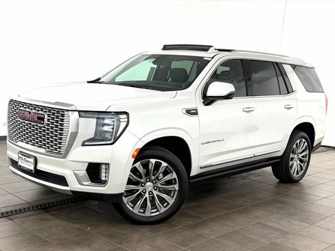 Used 2021 GMC Yukon Denali w/ Denali Premium Package AWD/4WD image 1