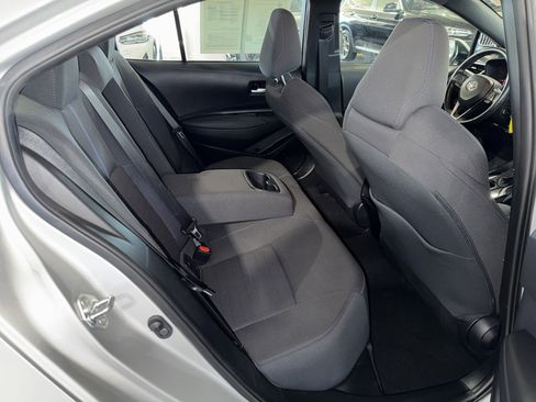 Used 2021 Toyota Corolla SE image 12
