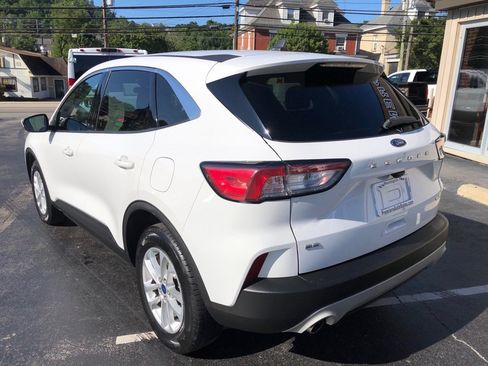 Used 2021 Ford Escape SE AWD/4WD image 4