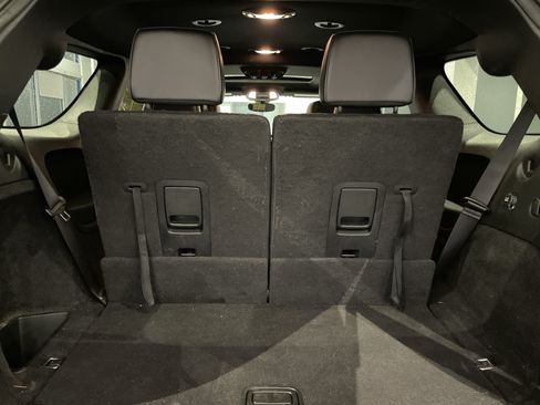 Used 2022 Dodge Durango R/T w/ Blacktop Package AWD/4WD image 34