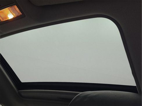 Used 2007 Toyota Camry XLE image 17