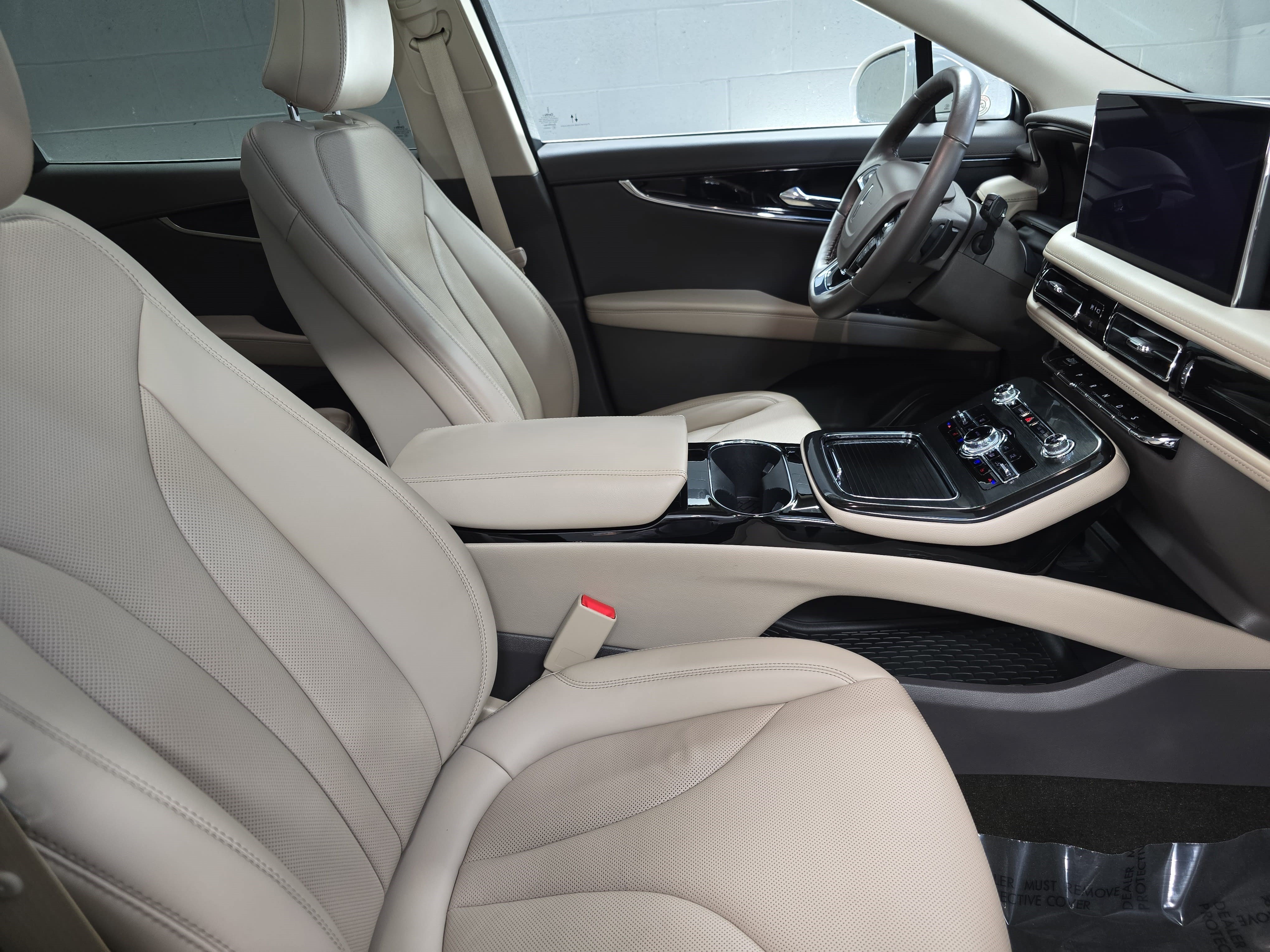 Certified 2023 Lincoln Nautilus Reserve AWD/4WD image 10