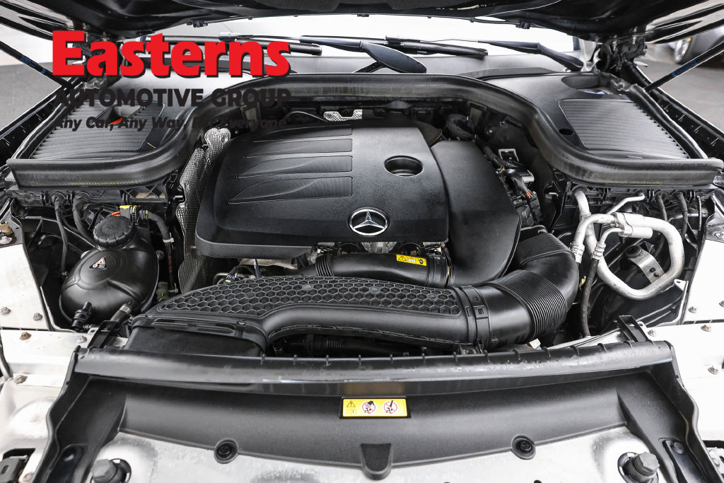 Used 2022 Mercedes-Benz GLC 300 4MATIC w/ Multimedia Package Lite image 8