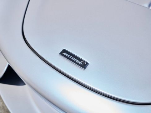 Used 2022 McLaren 765LT image 10