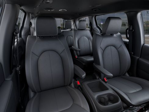 New 2027 Chrysler Pacifica Select w/ Family Tech Group FWD image 42
