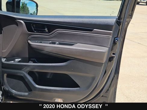 Used 2020 Honda Odyssey Elite image 32