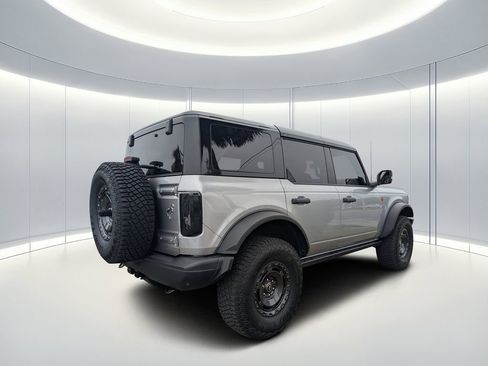 Used 2024 Ford Bronco Badlands image 4