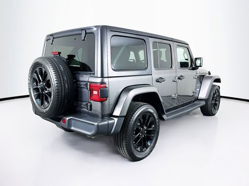 Used 2023 Jeep Wrangler Unlimited Sahara w/ Cold Weather Group AWD/4WD image 9