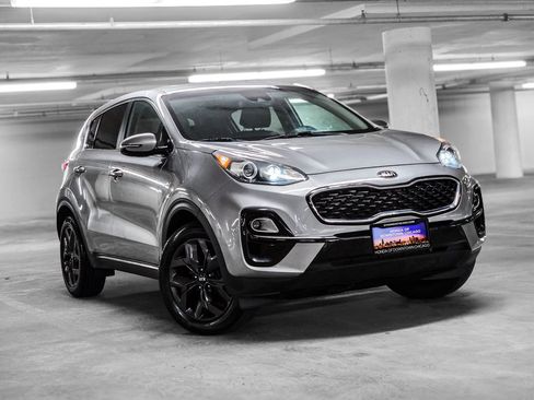 Used 2022 Kia Sportage LX w/ LX AWD Value Edition Package image 4