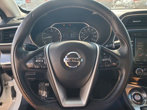 Used 2019 Nissan Maxima 3.5 SL w/ Floor Mat Group FWD image 17