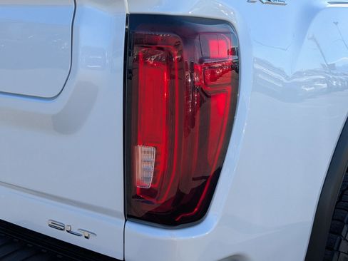 Certified 2021 GMC Sierra 3500 SLT w/ Gooseneck/5TH Wheel Package image 12