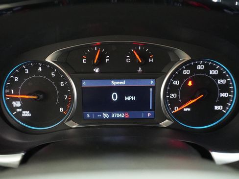 Used 2023 Chevrolet Traverse LT FWD image 12