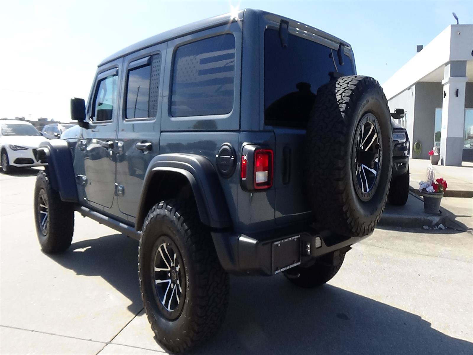Certified 2024 Jeep Wrangler Unlimited Sport AWD/4WD image 9