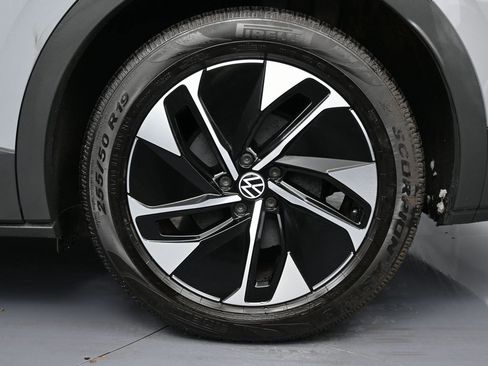 Used 2022 Volkswagen ID.4 Pro image 12