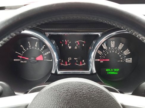 Used 2008 Ford Mustang Premium image 12