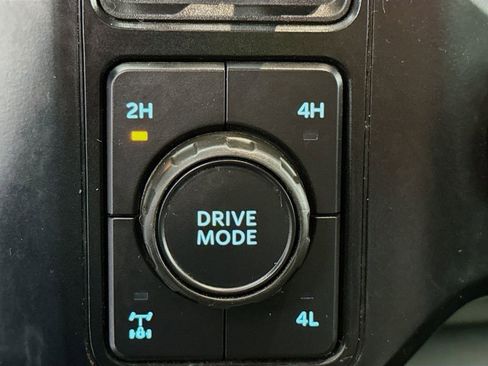 Used 2024 Ford F250 XLT w/ FX4 Off-Road Package AWD/4WD image 10