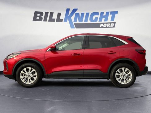 Used 2023 Ford Escape Active w/ Tech Pack #2 image 2