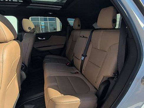 Used 2019 Chevrolet Blazer Premier w/ Sun and Wheels Package AWD/4WD image 33