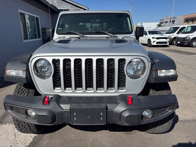 Used 2023 Jeep Gladiator Rubicon w/ Dual Top Group AWD/4WD image 2