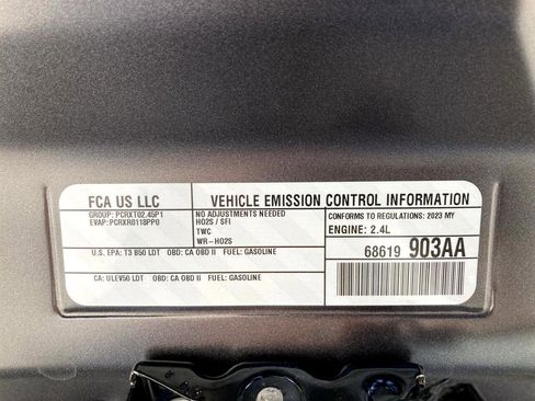 Used 2023 Jeep Cherokee Altitude Lux image 42