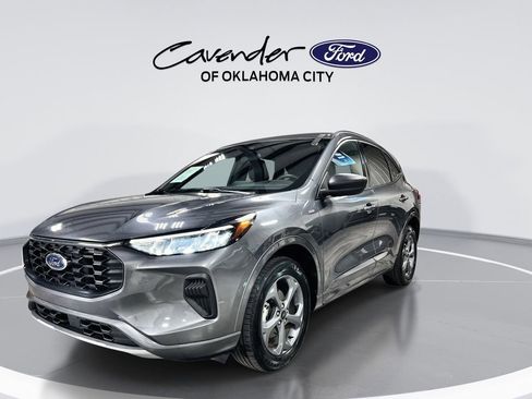 Used 2023 Ford Escape ST-Line AWD/4WD image 4