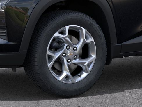 New 2026 Chevrolet Trax LS w/ LS Convenience Package FWD image 33