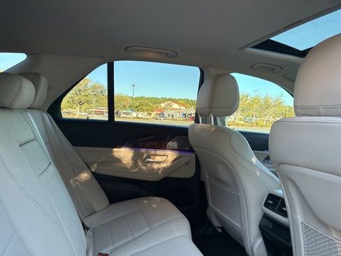 Used 2022 Mercedes-Benz GLE 350 4MATIC image 23