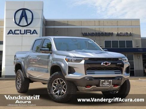 Used 2023 Chevrolet Colorado ZR2 w/ ZR2 Convenience Package III AWD/4WD image 1