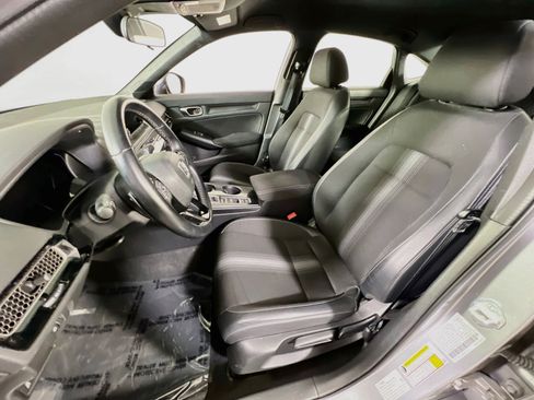 Used 2023 Honda Civic Sport image 19