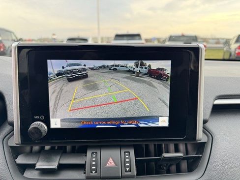 Used 2024 Toyota RAV4 Adventure image 18