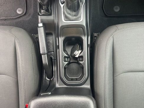 Used 2020 Jeep Wrangler Unlimited Sport AWD/4WD image 32