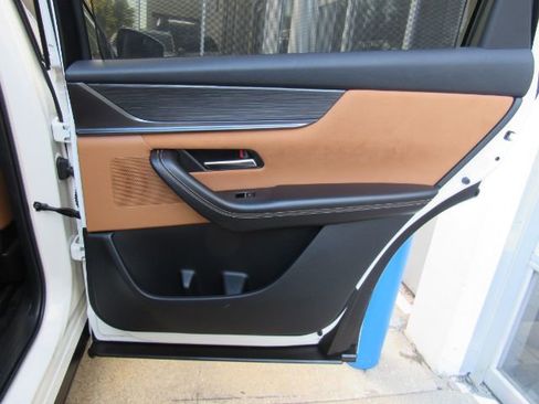 Used 2024 MAZDA CX-90 3.3 Turbo S w/ Premium Plus image 24