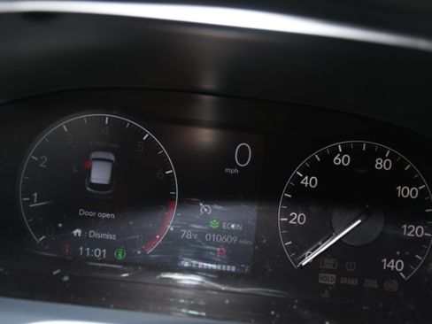 Used 2025 Honda HR-V EX-L image 14