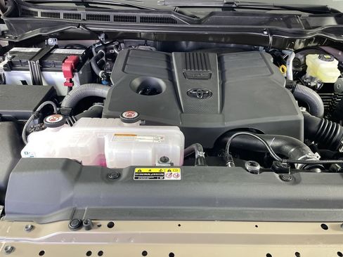 New 2026 Toyota Tundra SR5 image 10