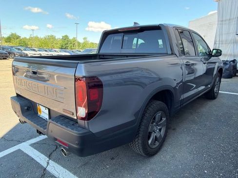 Used 2025 Honda Ridgeline TrailSport image 5