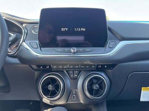 New 2025 Chevrolet Blazer LT w/ Convenience Package image 17