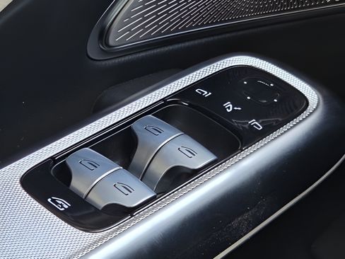 Used 2024 Mercedes-Benz E 350 4MATIC Sedan image 28