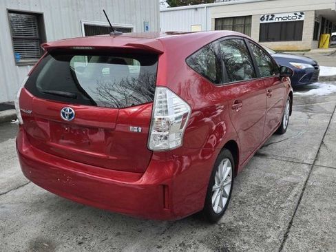 Used 2013 Toyota Prius V Five image 5