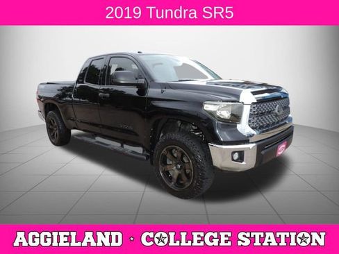 Used 2019 Toyota Tundra SR5 image 1